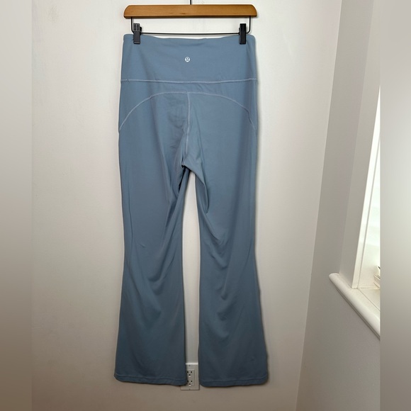 Lululemon Groove Super-High-Rise Flared Pant Nulu 32.5” - Picture 8 of 11